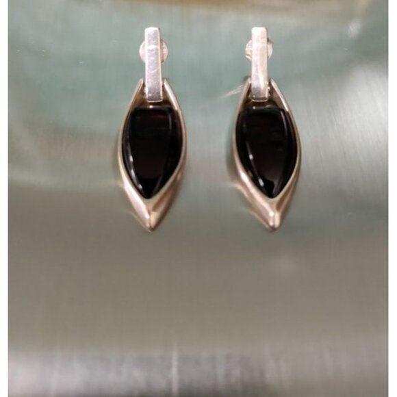 Vintage Silver and Baltic Amber Small Dangle Earrings - Picture 11 of 11